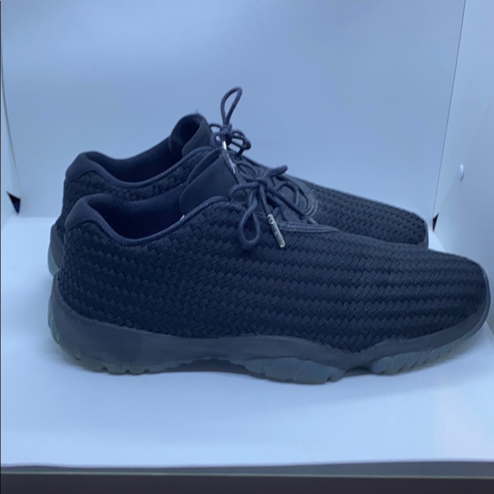 Air Jordan - Picture 3 of 4